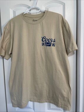 Banquet Short Sleeve Logo Tee - Sand